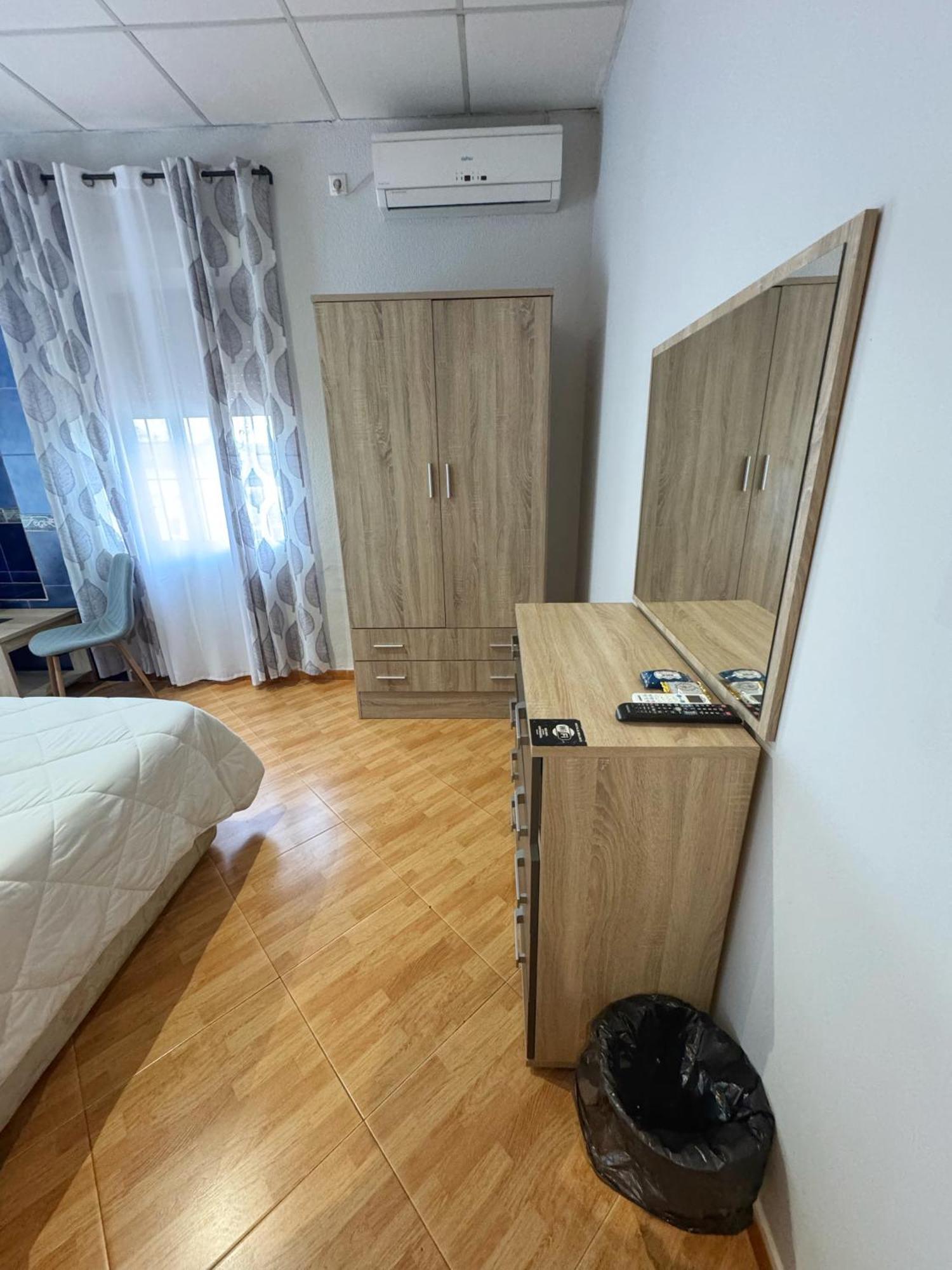 Hostal El Brillante - Alojamientos El Duque Córdoba Eksteriør billede