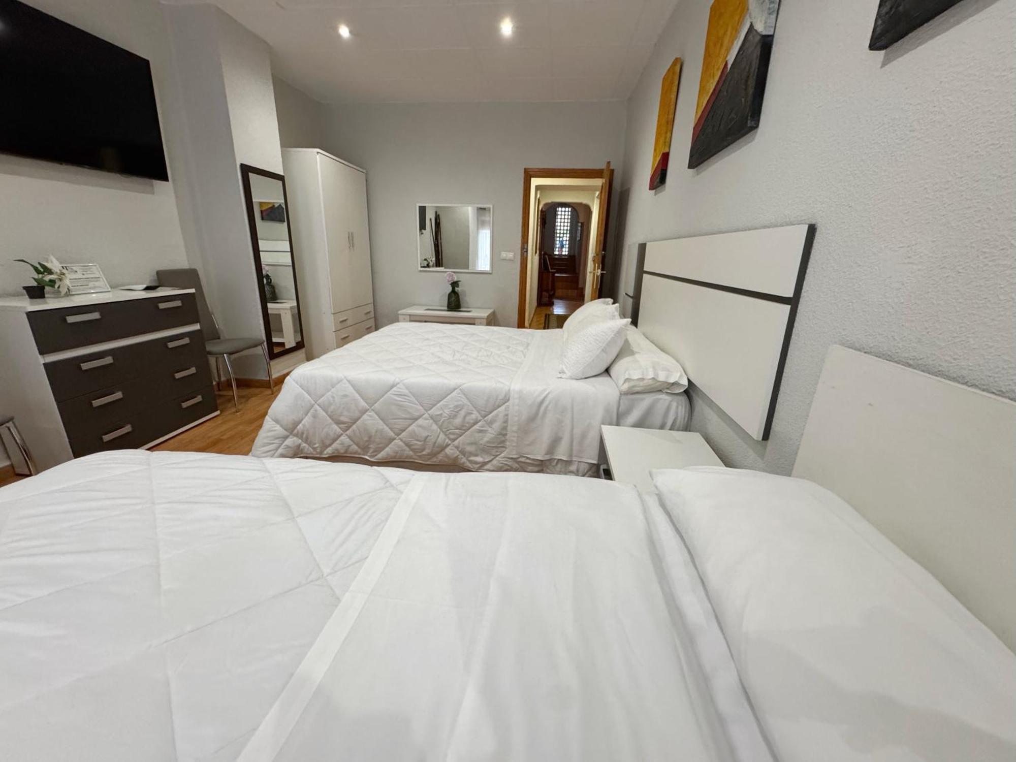 Hostal El Brillante - Alojamientos El Duque Córdoba Værelse billede
